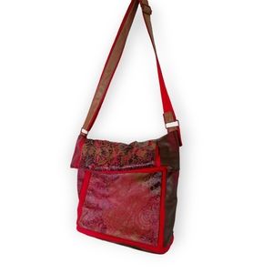 Desigual la Vida amore messenger bag adjustable strap vegan leather embroidered